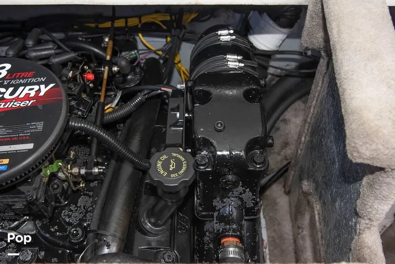 Slide: The Image of 2003 Crownline 180BR for sale in Lyons, IL - 50