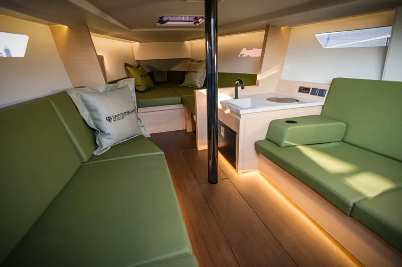 Slide: The Image of Saffier 33 Life 2026 - 10