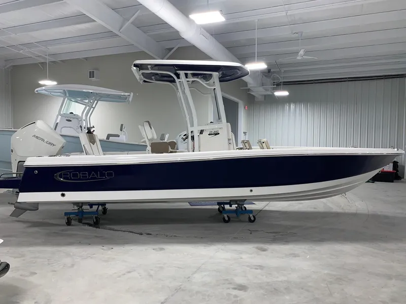 The Image of 2024 Robalo 246 Cayman boat in a showroom. - 0