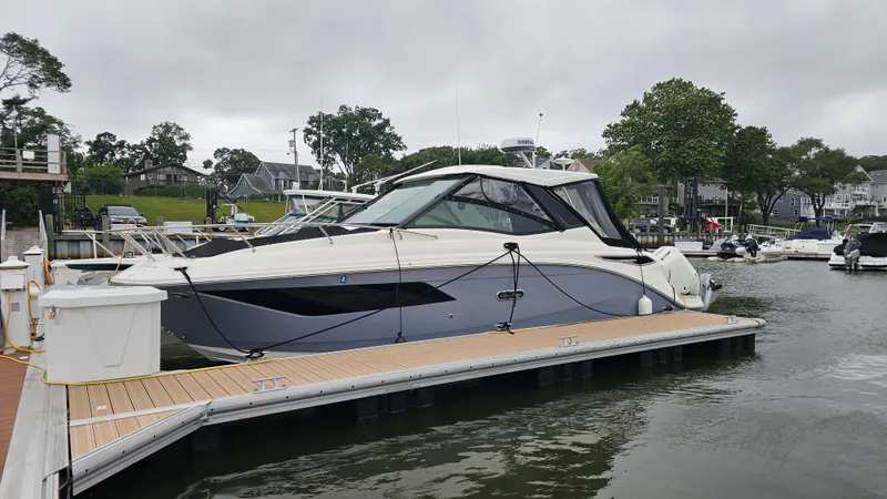 The Image of Sea Ray 320 SUNDANCER OB 2025 - undefined