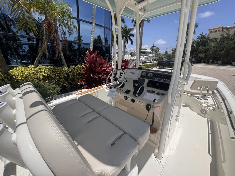 Slide: The Image of Boston Whaler 210 Montauk 2027 - 15