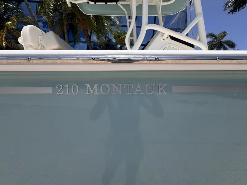 Slide: The Image of Boston Whaler 210 Montauk 2027 - 2