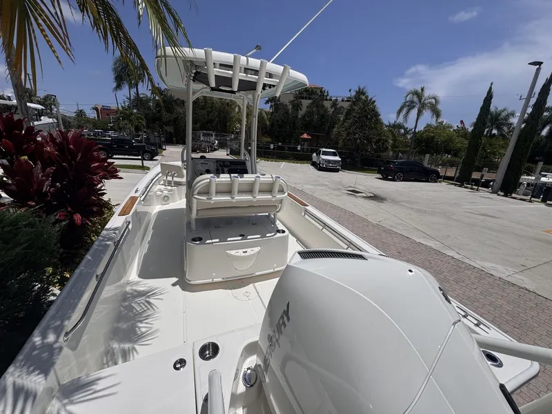Slide: The Image of Boston Whaler 210 Montauk 2027 - 5