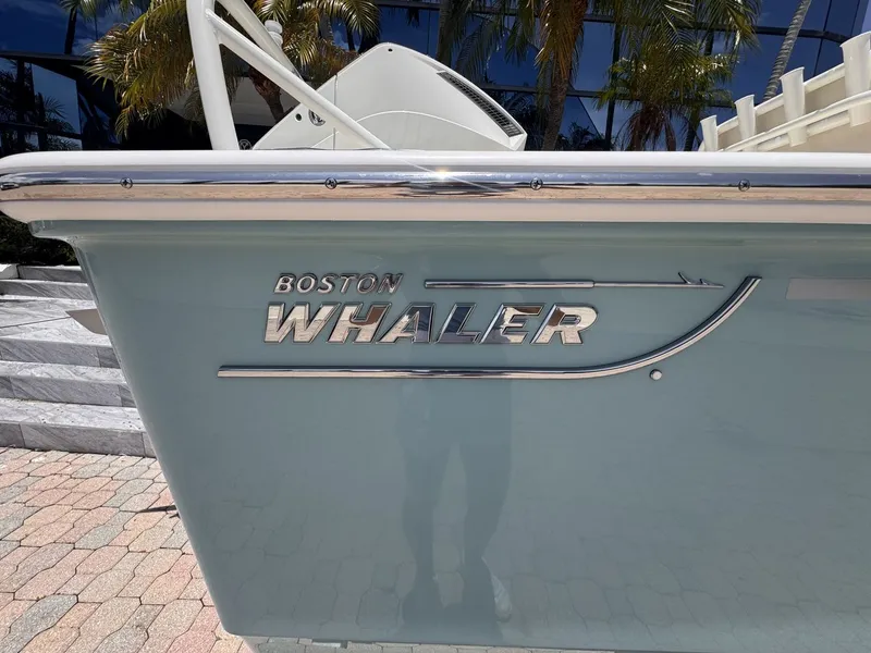 Slide: The Image of Boston Whaler 210 Montauk 2027 - 1