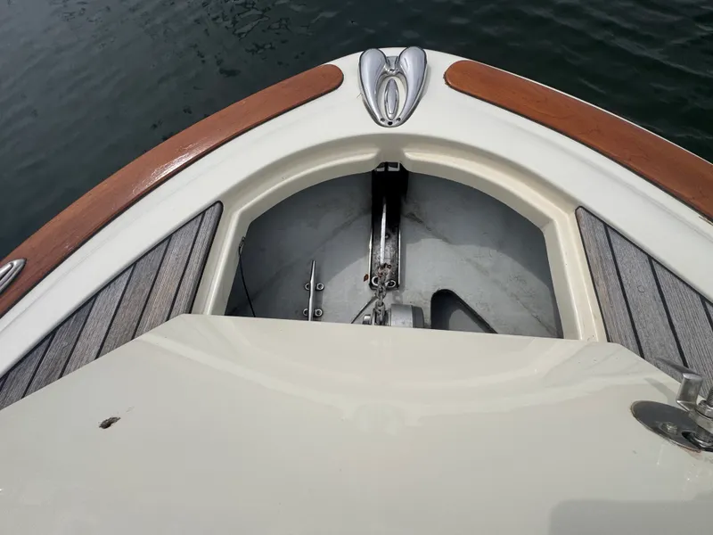 Slide: The Image of Chris-Craft 28 LAUNCH 2011 - 21