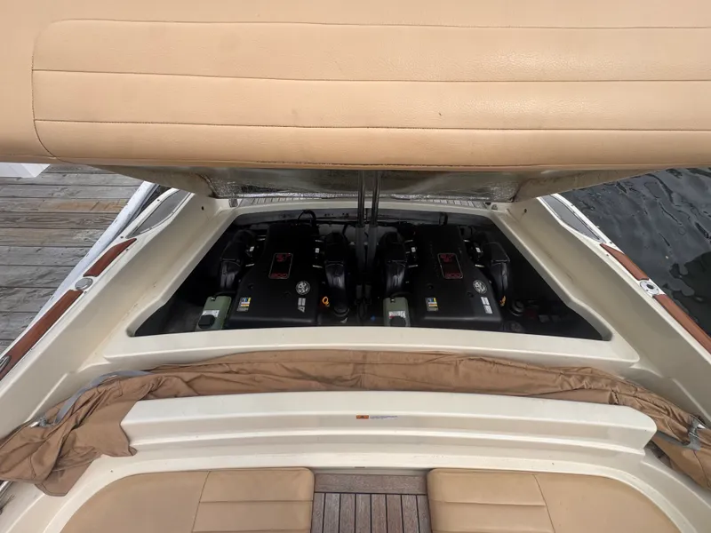 Slide: The Image of Chris-Craft 28 LAUNCH 2011 - 7
