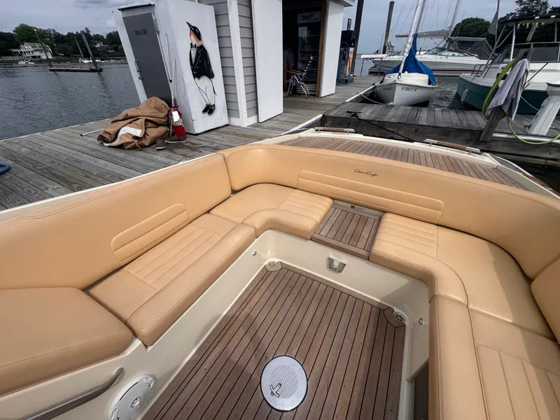 Slide: The Image of Chris-Craft 28 LAUNCH 2011 - 6