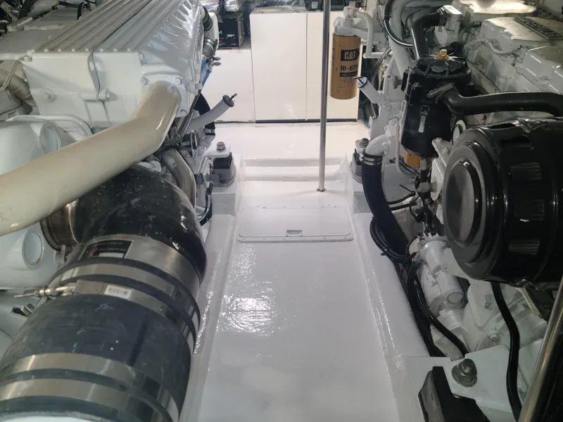 Slide: The Image of Engine room of 2000 Riviera 48 Convertible yacht. - 18