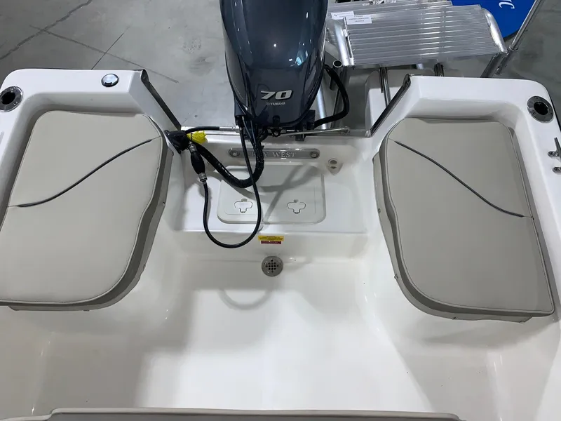 Slide: The Image of 2024 Key West 1720 Sportsman boat stern with Yamaha 70 outboard motor. - 4
