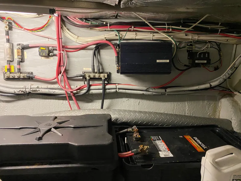 Slide: The Image of Chris-Craft 47 Commander 1973 - 155