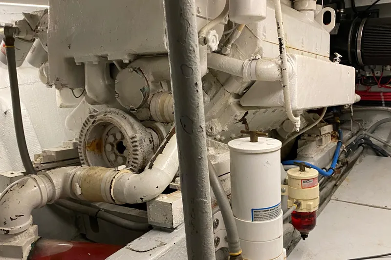 Slide: The Image of Chris-Craft 47 Commander 1973 - 162