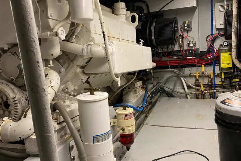 Slide: The Image of Chris-Craft 47 Commander 1973 - 163