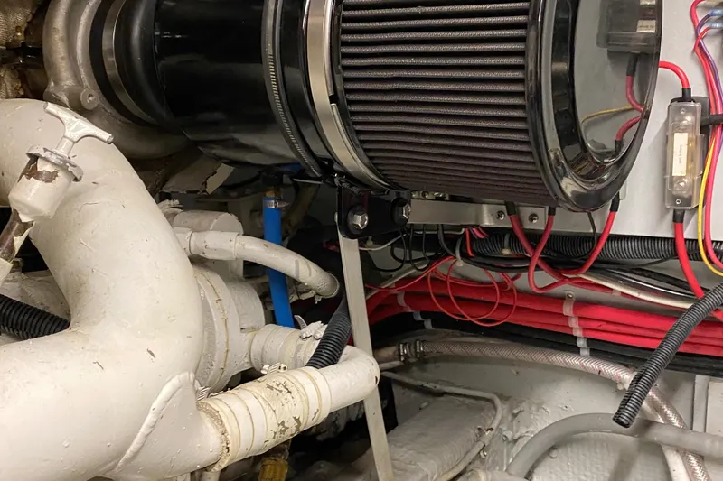 Slide: The Image of Chris-Craft 47 Commander 1973 - 167