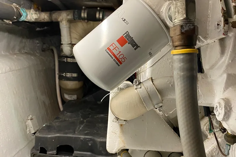 Slide: The Image of Chris-Craft 47 Commander 1973 - 172