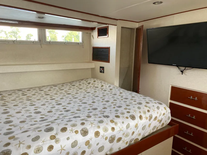 Slide: The Image of Chris-Craft 47 Commander 1973 - 189