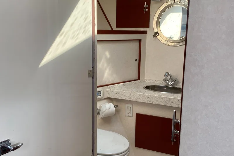 Slide: The Image of Chris-Craft 47 Commander 1973 - 206