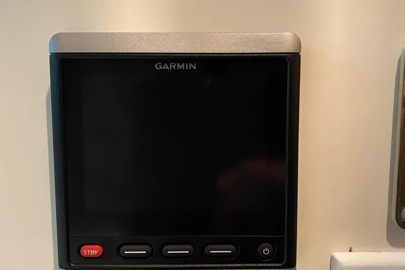 Slide: The Image of Chris-Craft 47 Commander 1973 - 59