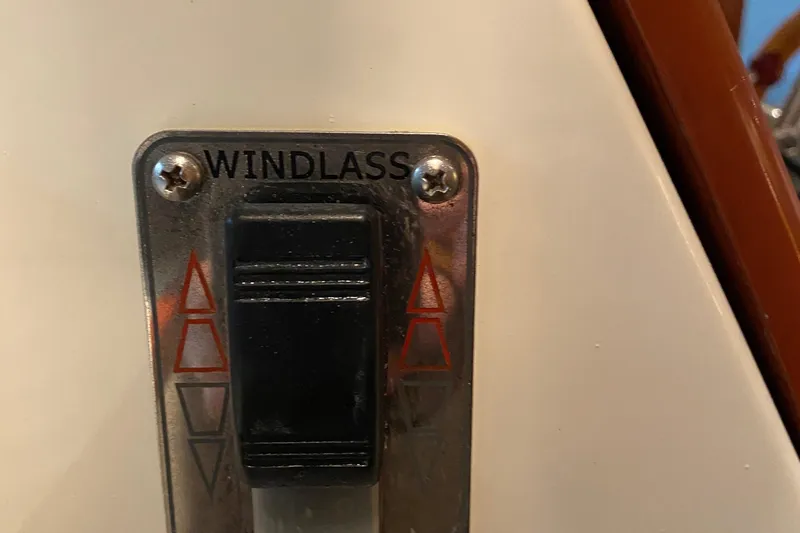 Slide: The Image of Chris-Craft 47 Commander 1973 - 62