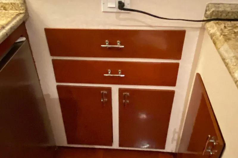 Slide: The Image of Chris-Craft 47 Commander 1973 - 84