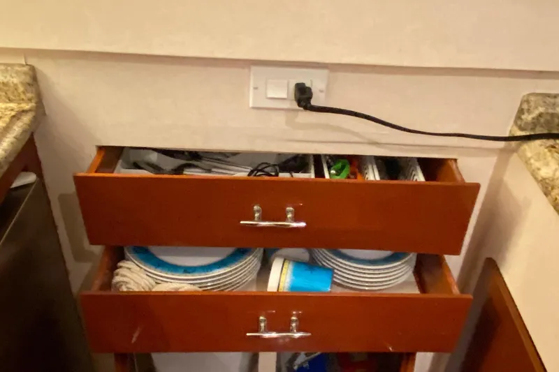 Slide: The Image of Chris-Craft 47 Commander 1973 - 85