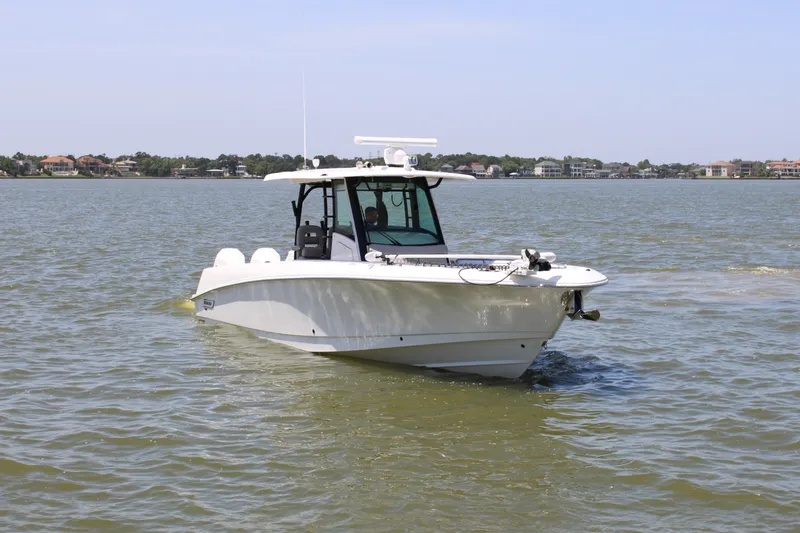 Slide: The Image of Boston Whaler 350 Outrage 2020 - 3