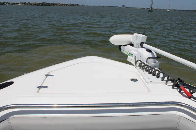 Slide: The Image of Boston Whaler 350 Outrage 2020 - 22