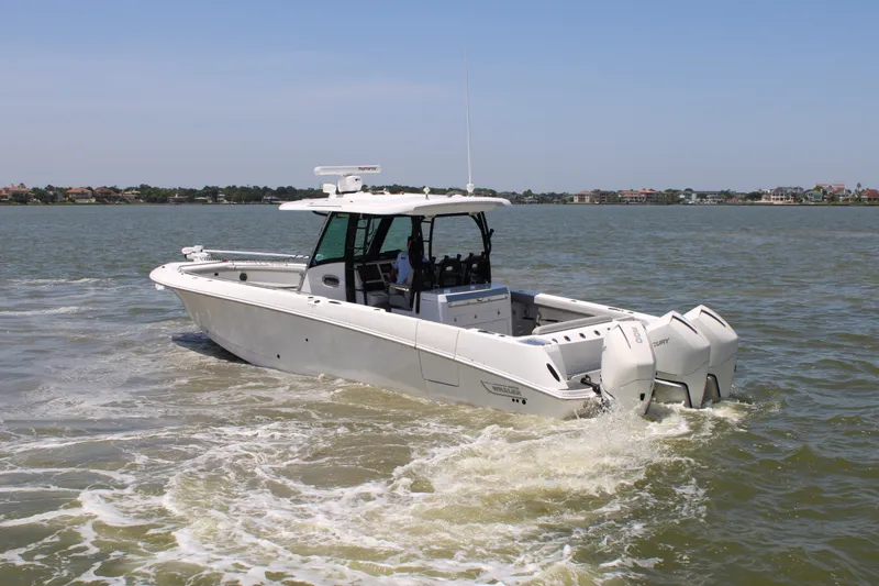 Slide: The Image of Boston Whaler 350 Outrage 2020 - 7
