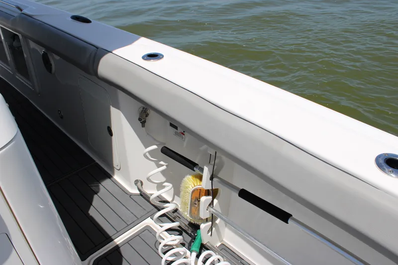 Slide: The Image of Boston Whaler 350 Outrage 2020 - 40