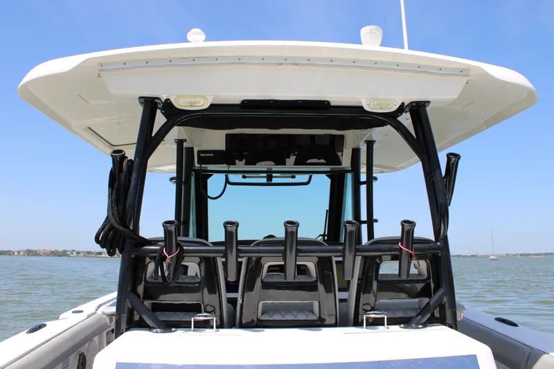 Slide: The Image of Boston Whaler 350 Outrage 2020 - 38