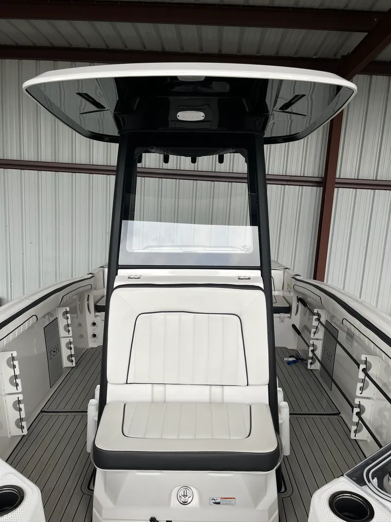 Slide: The Image of Yamaha 252FSH 2023 - 17