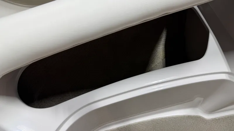 Slide: The Image of Four Winns 230 HORIZON 2004 - 74