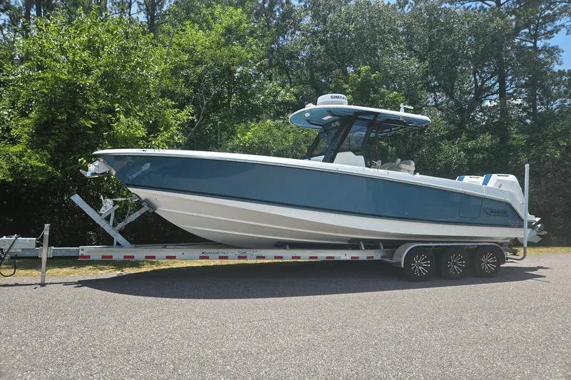 Slide: The Image of Boston Whaler 280 OUTRAGE 2024 - 1
