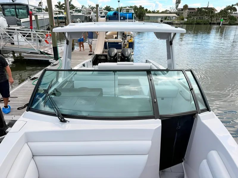 Slide: The Image of Aviara AV32 Outboard 2023 - 57