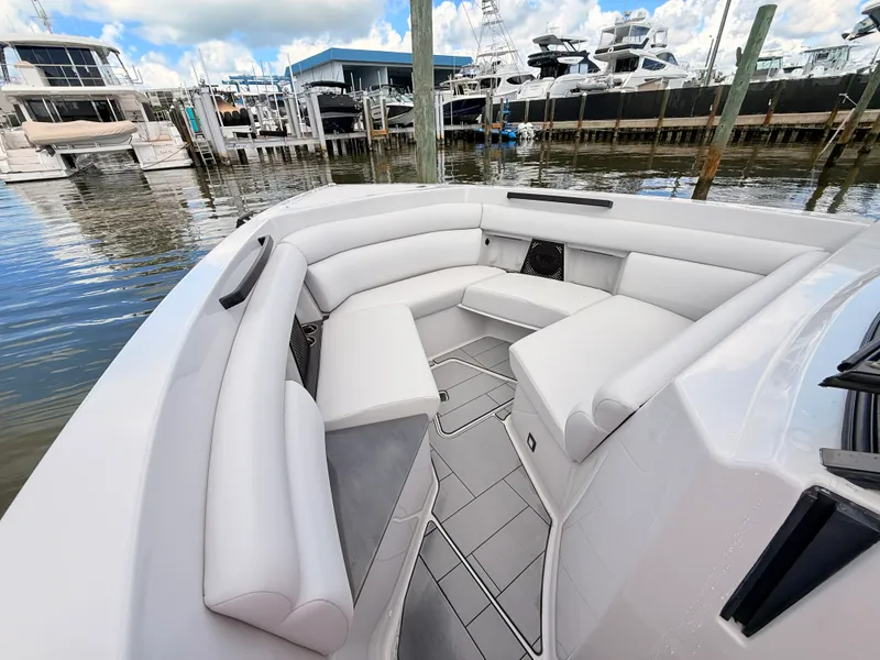 Slide: The Image of Aviara AV32 Outboard 2023 - 58
