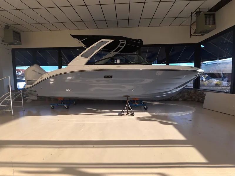 The Image of Sea Ray SDX 250 Outboard 2027 - 0