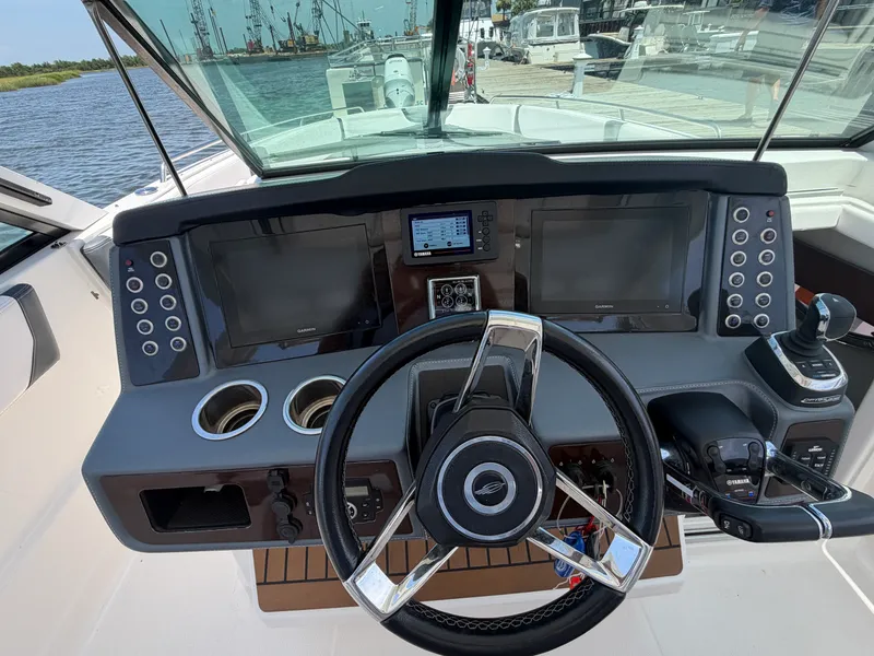 Slide: The Image of Chaparral 300 OSX 2020 - 14