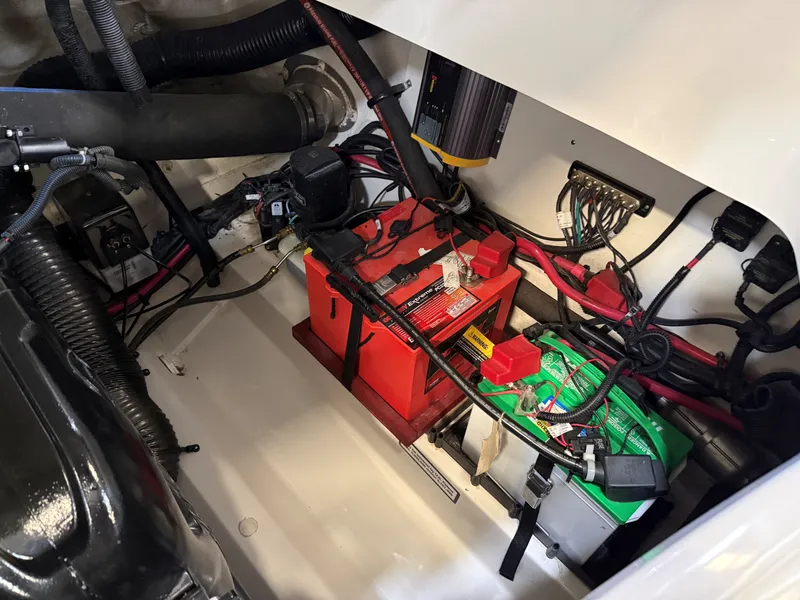 Slide: The Image of Sea Ray SLX 250 2016 - 15