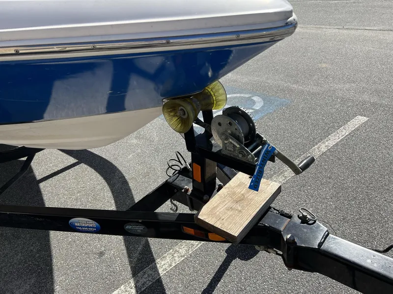 Slide: The Image of Regal 1900 w/Mercruiser 4.3L & Trailer 2012 - 25