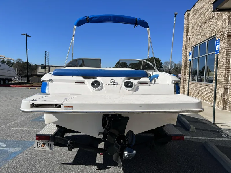 Slide: The Image of Regal 1900 w/Mercruiser 4.3L & Trailer Included 2012 - 23
