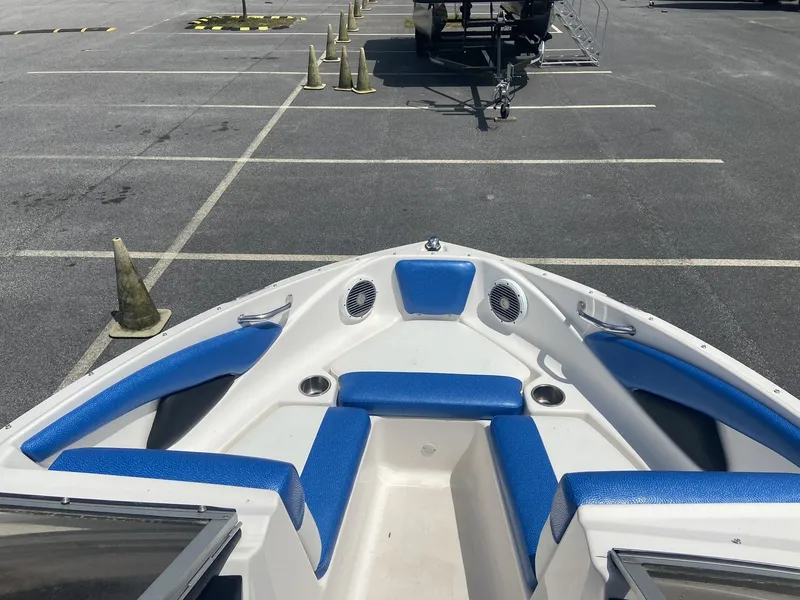 Slide: The Image of Regal 1900 w/Mercruiser 4.3L & Trailer Included 2012 - 6