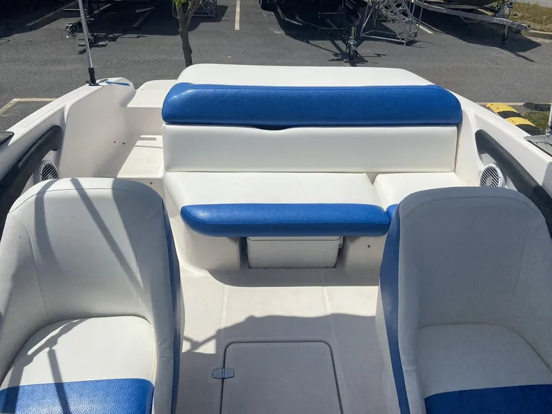 Slide: The Image of Regal 1900 w/Mercruiser 4.3L & Trailer Included 2012 - 7