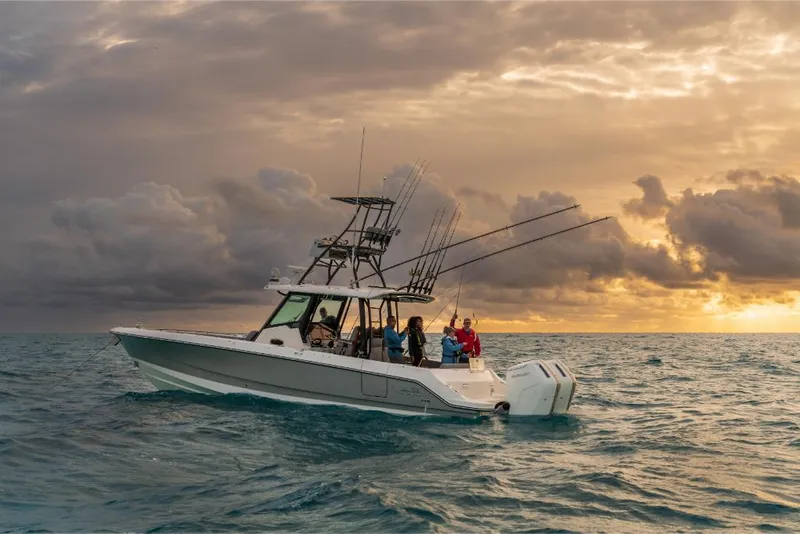 Slide: The Image of Boston Whaler 360 Outrage 2023 - 144