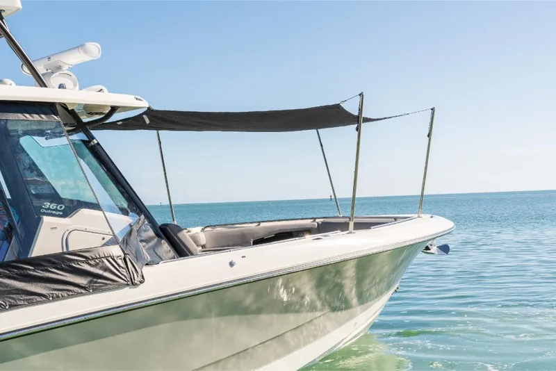 Slide: The Image of Boston Whaler 360 Outrage 2023 - 154