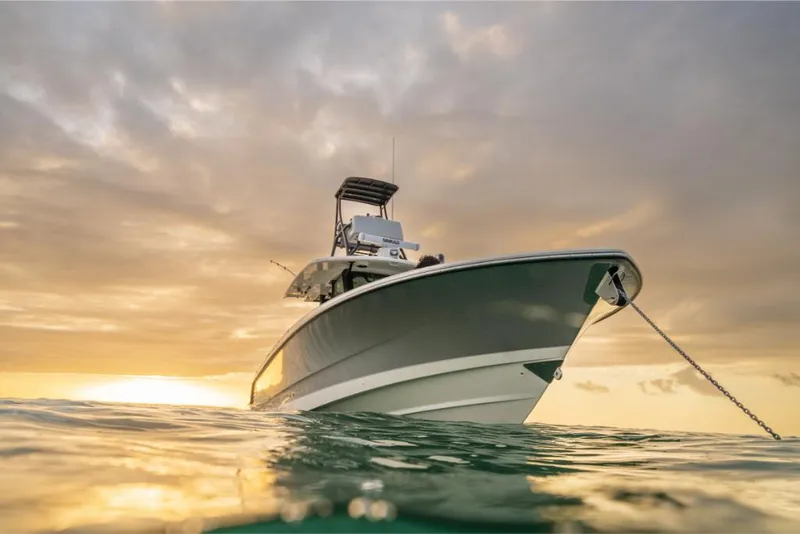 Slide: The Image of Boston Whaler 360 Outrage 2023 - 182