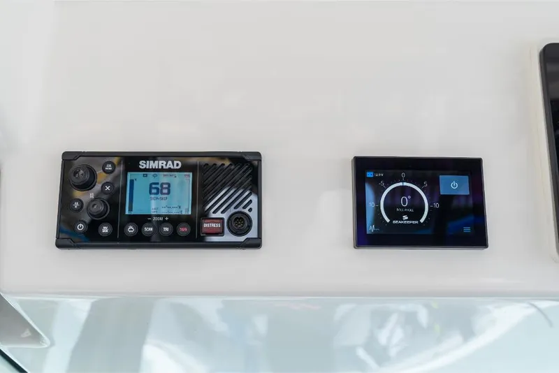 Slide: The Image of Boston Whaler 360 Outrage 2023 - 88