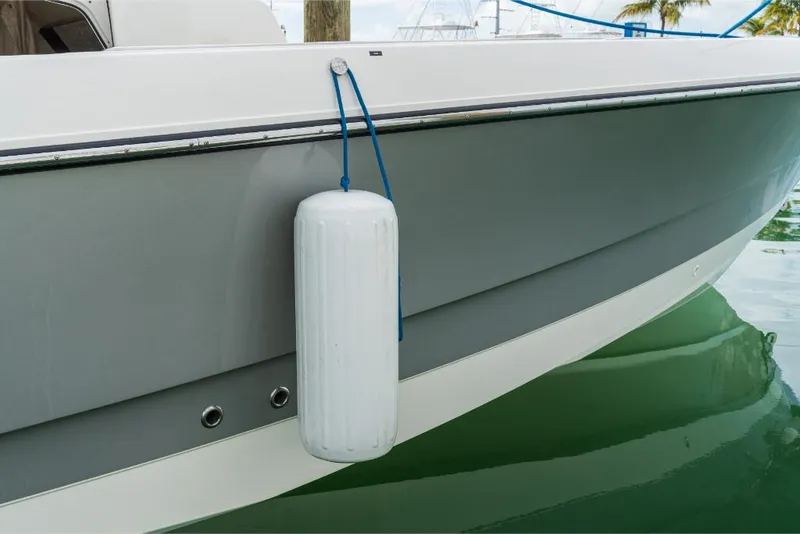 Slide: The Image of Boston Whaler 360 Outrage 2023 - 97