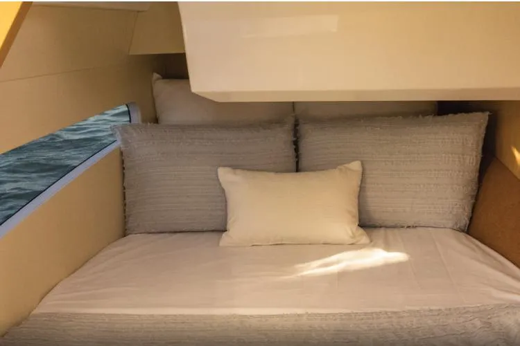 Slide: The Image of Manufacturer Provided Image - 5