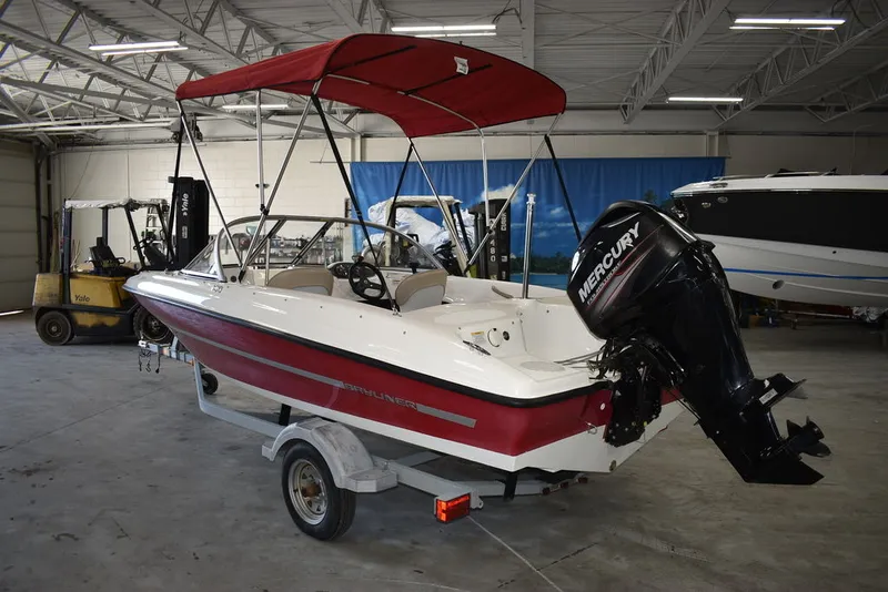 Slide: The Image of Bayliner 160 Bowrider 2016 - 5