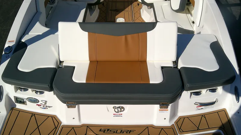 Slide: The Image of Chaparral GTS 3 2026 - 10