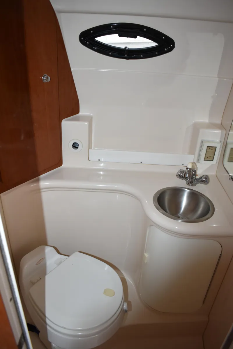 Slide: The Image of Regal Commodore 2665 2005 - 50